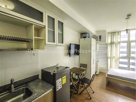 Studio Condo For Sale, The Linear Tower 2, Makati City.